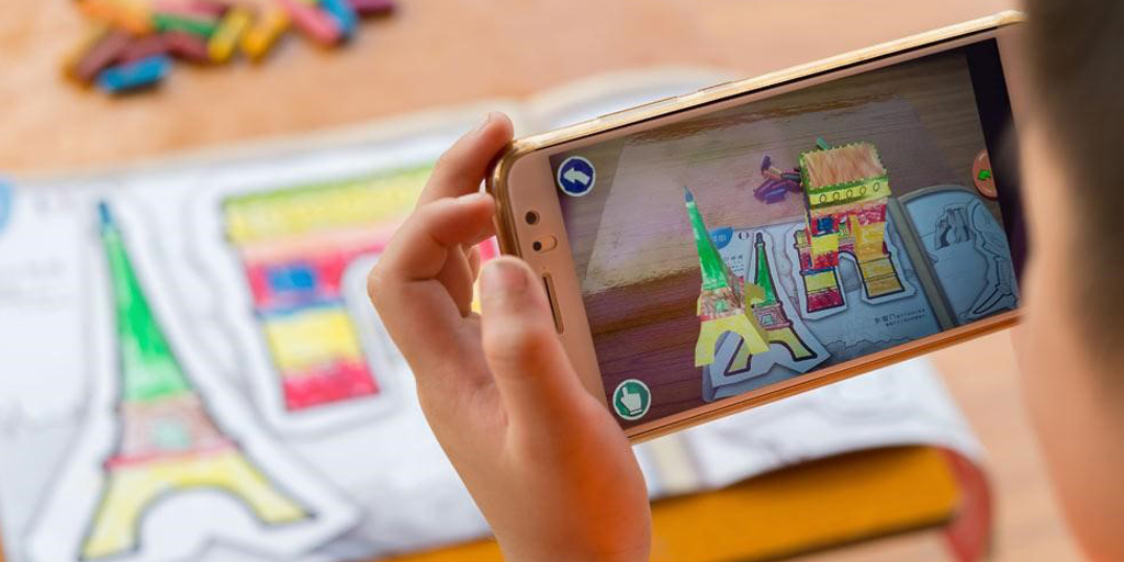 Augmented Reality Creates Interactive and Engaging Classrooms